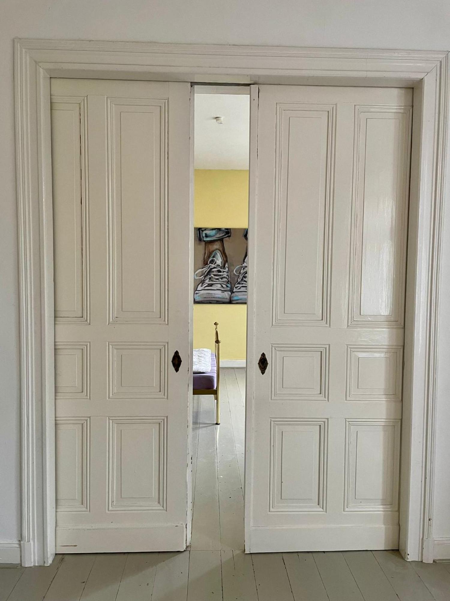Beautiful Apartment In A Historic Villa ฮัททิงเงน ภายนอก รูปภาพ