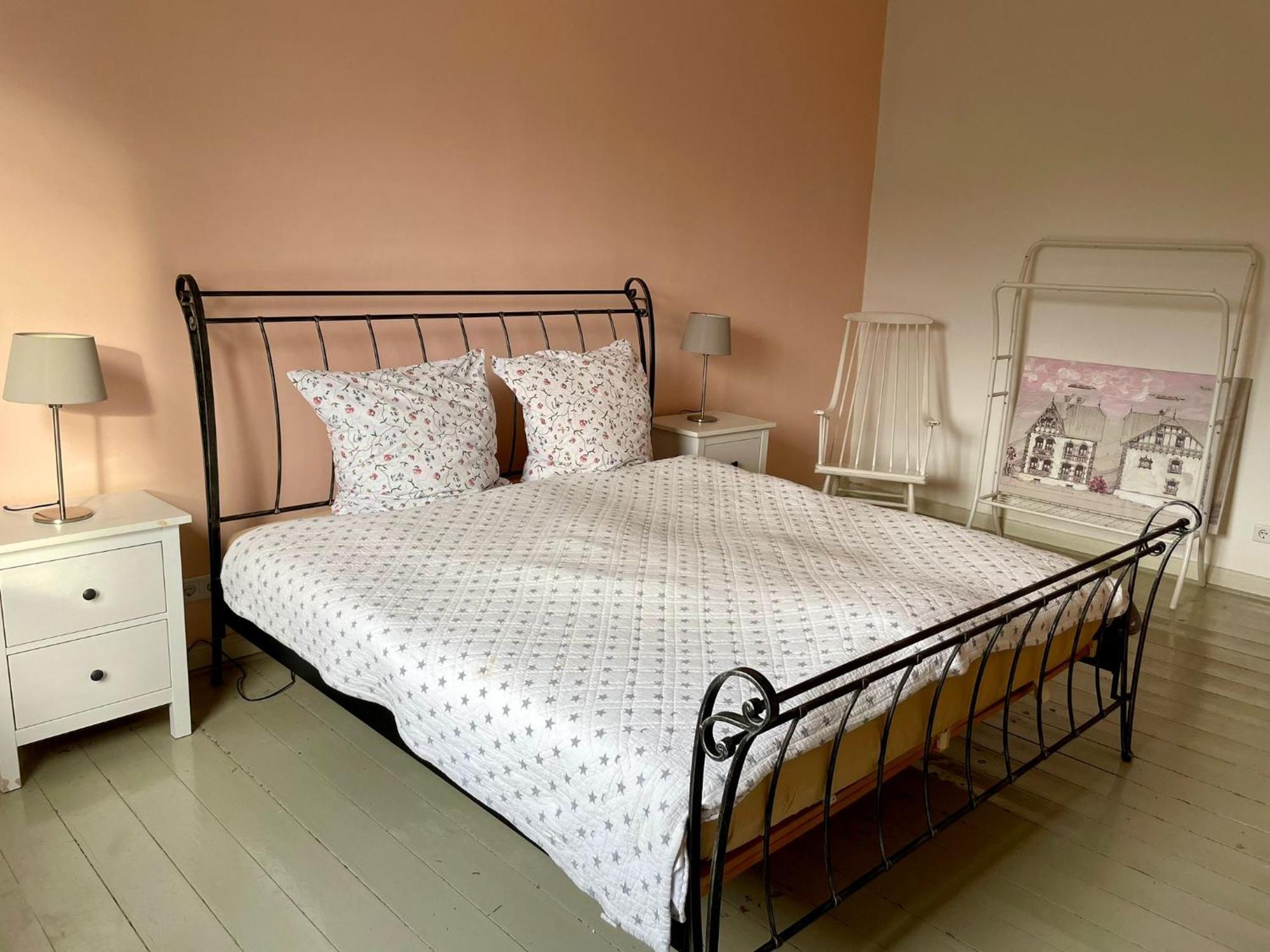 Beautiful Apartment In A Historic Villa ฮัททิงเงน ภายนอก รูปภาพ