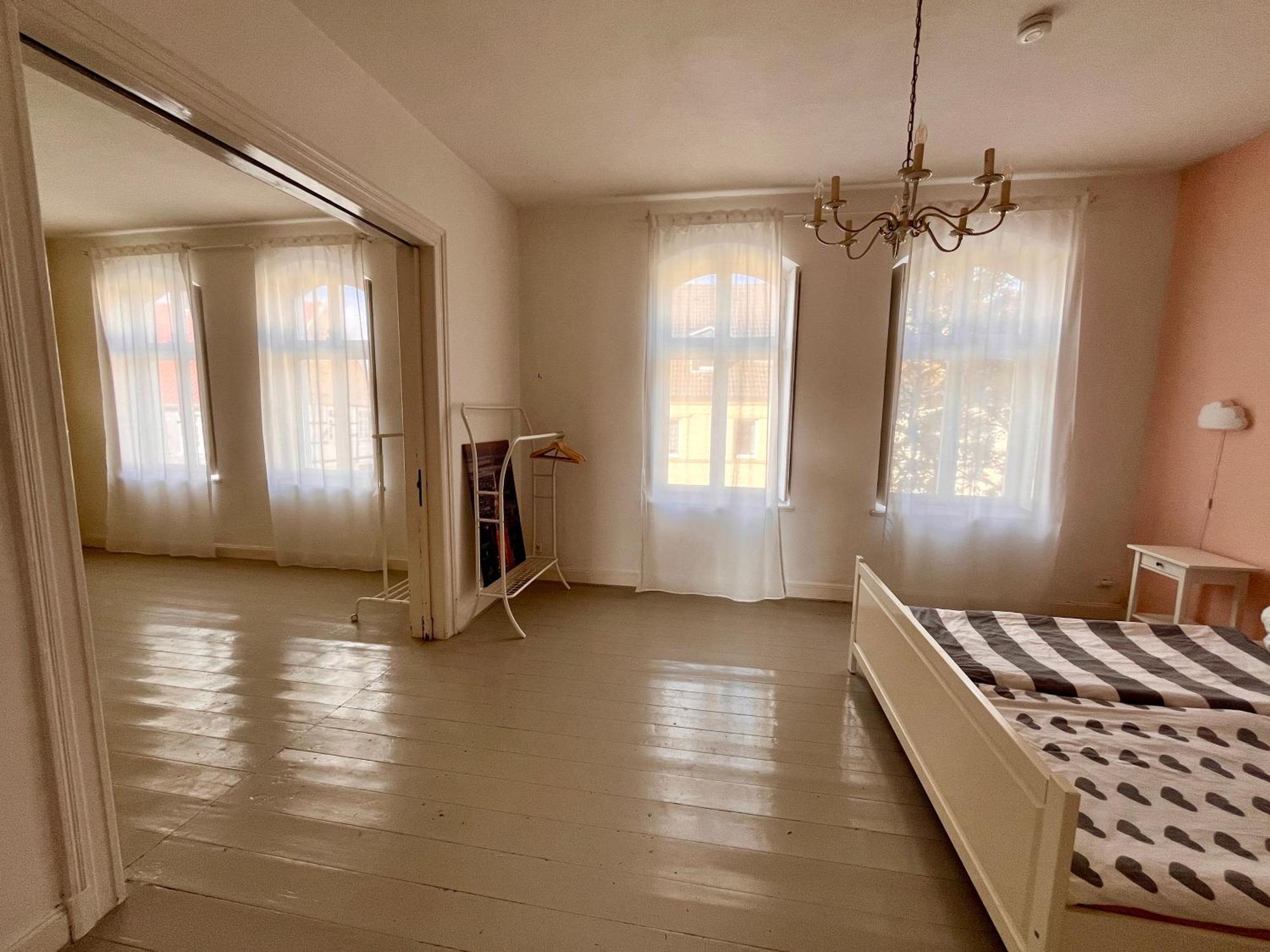 Beautiful Apartment In A Historic Villa ฮัททิงเงน ภายนอก รูปภาพ