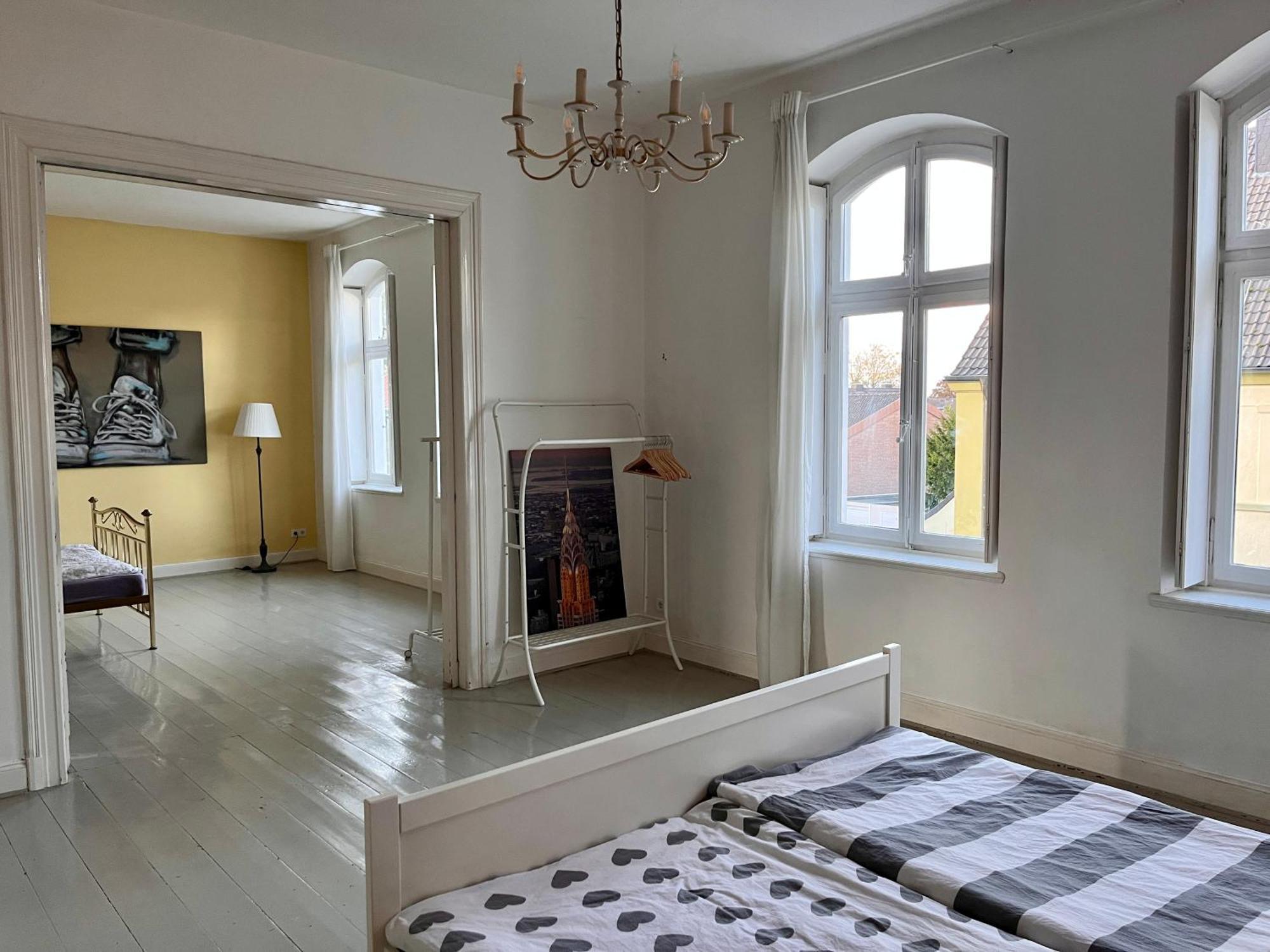 Beautiful Apartment In A Historic Villa ฮัททิงเงน ภายนอก รูปภาพ