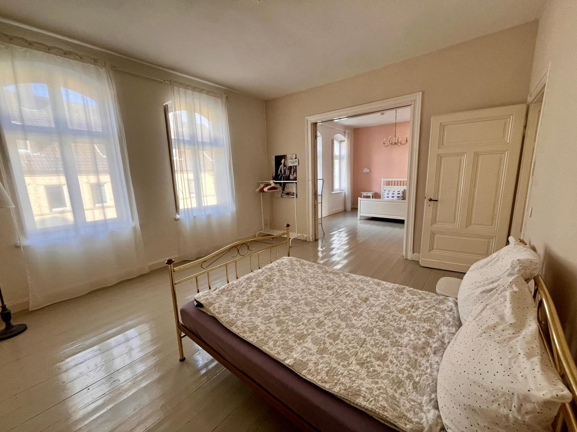 Beautiful Apartment In A Historic Villa ฮัททิงเงน ภายนอก รูปภาพ