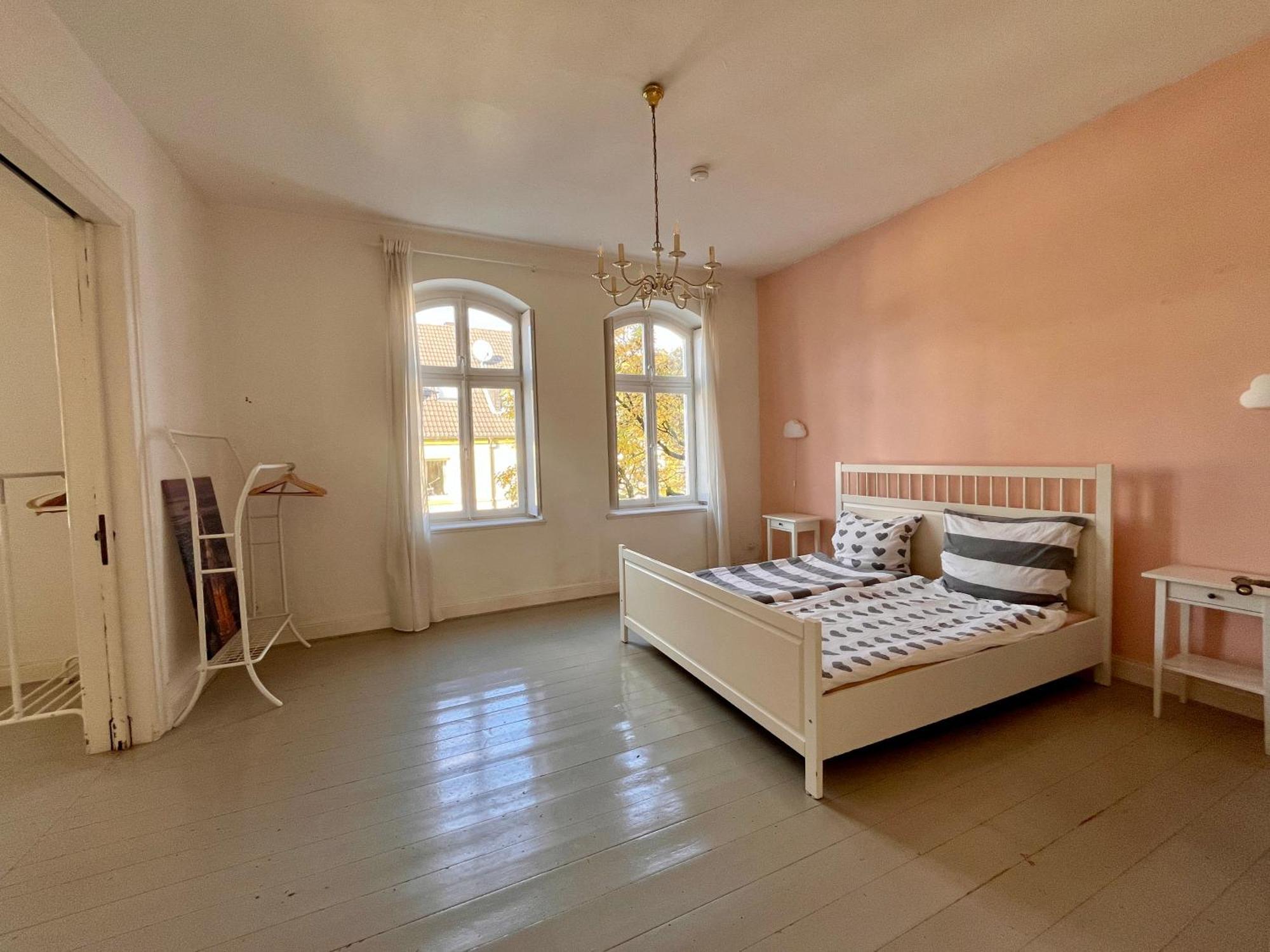 Beautiful Apartment In A Historic Villa ฮัททิงเงน ภายนอก รูปภาพ