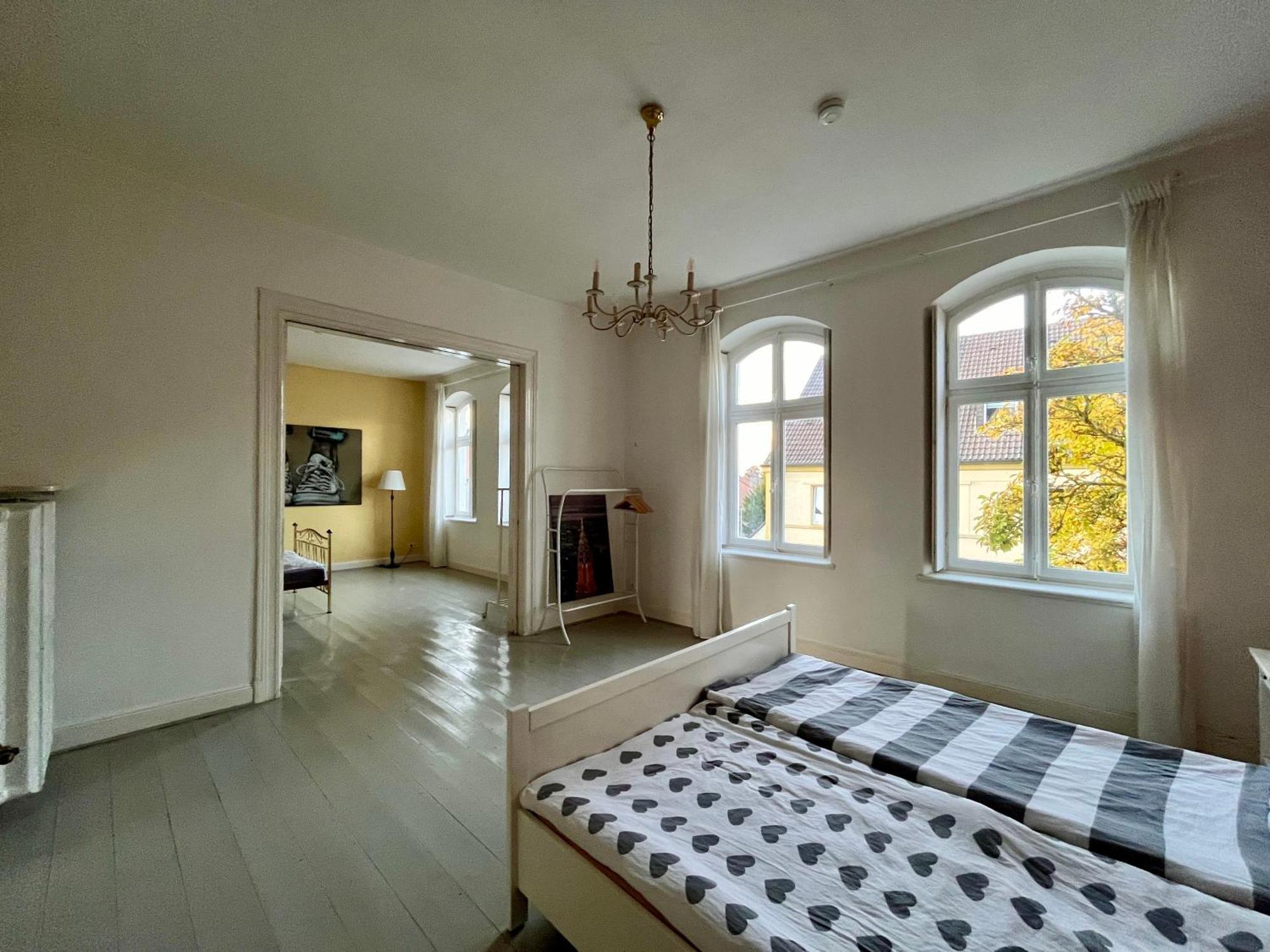 Beautiful Apartment In A Historic Villa ฮัททิงเงน ภายนอก รูปภาพ