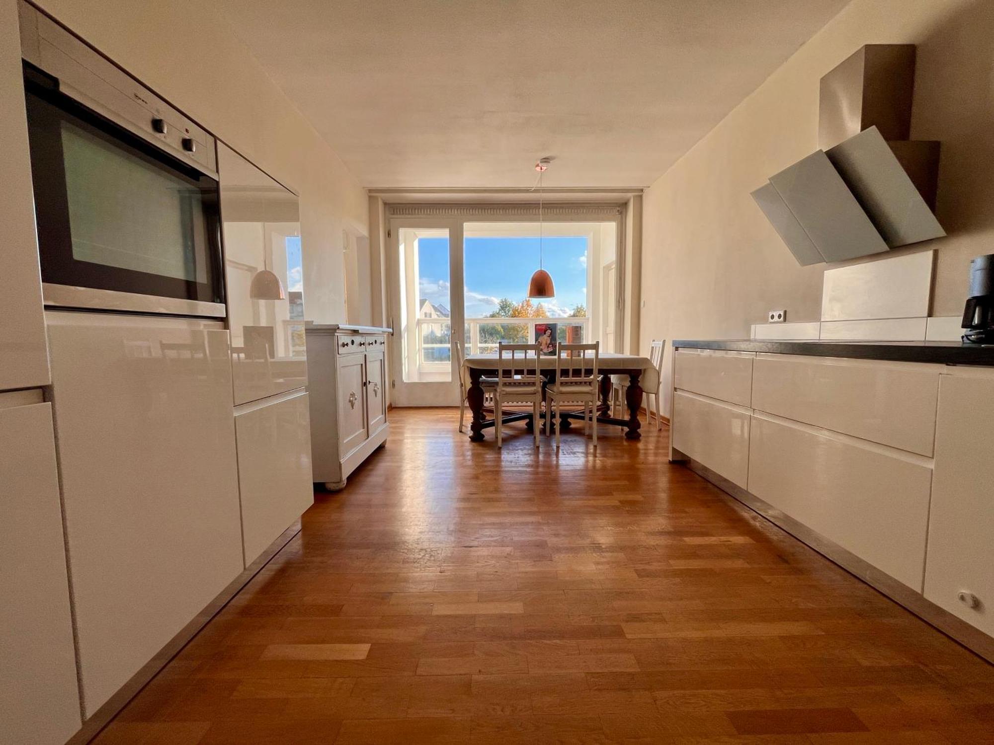 Beautiful Apartment In A Historic Villa ฮัททิงเงน ภายนอก รูปภาพ